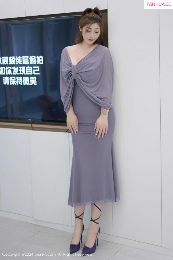 柠檬c_lemon 妲己_Toxic [XiuRen]高清写真图 2024.11.29 No.9525 妲己_Toxic 美臀性感第2张图片